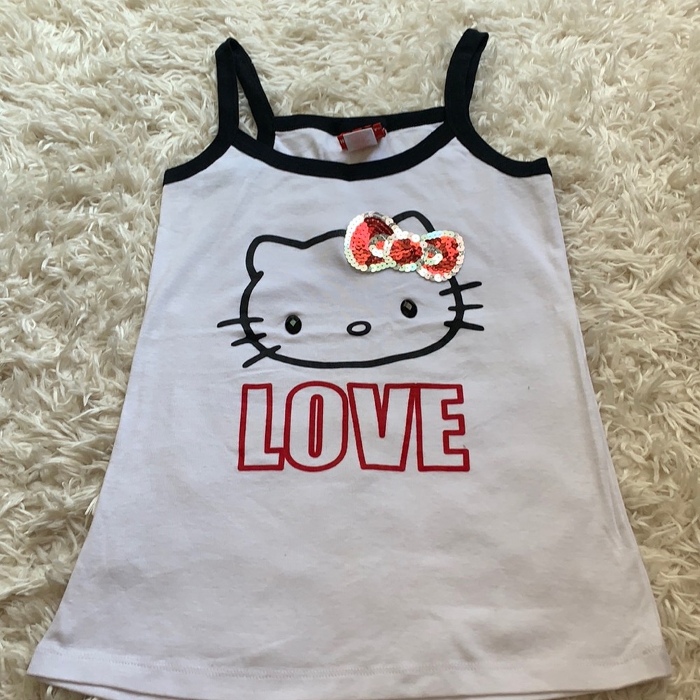 Hello Kitty Tank